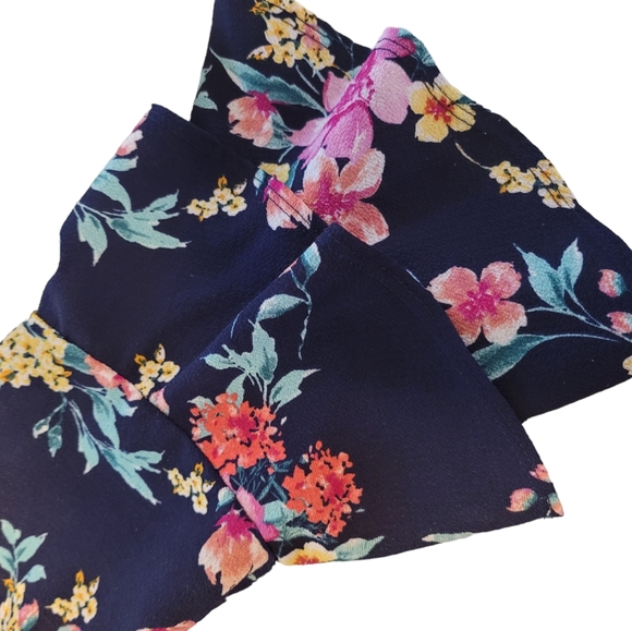 Floral summer top - Picture 4 of 4